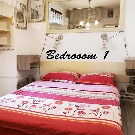 Apartman Alena With Terrace And Garden Center *